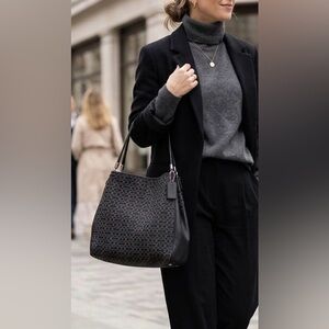 COACH Madison Op Art Phoebe Black Shoulder Bag
Soft Leather/Gray Canvas Hobo